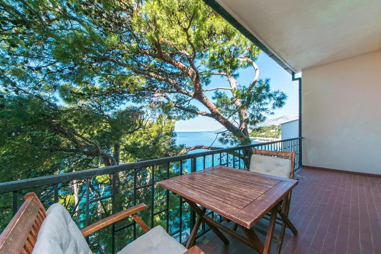 Apartments By The Sea Brela, Makarska - 16950 Ngoại thất bức ảnh